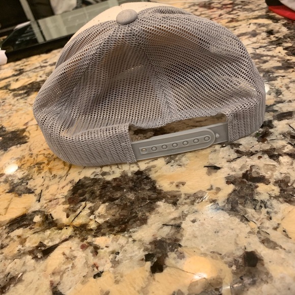 SnapBack - Picture 2 of 2